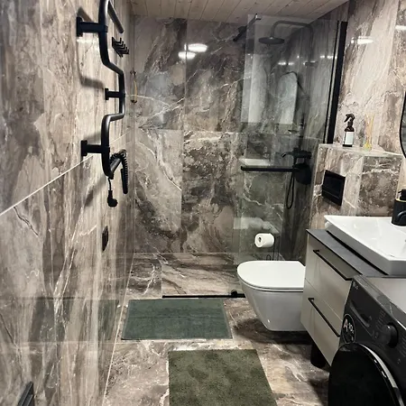 Seaside X Monciskes Daire *